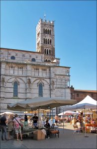 Mercato antiquario di Lucca